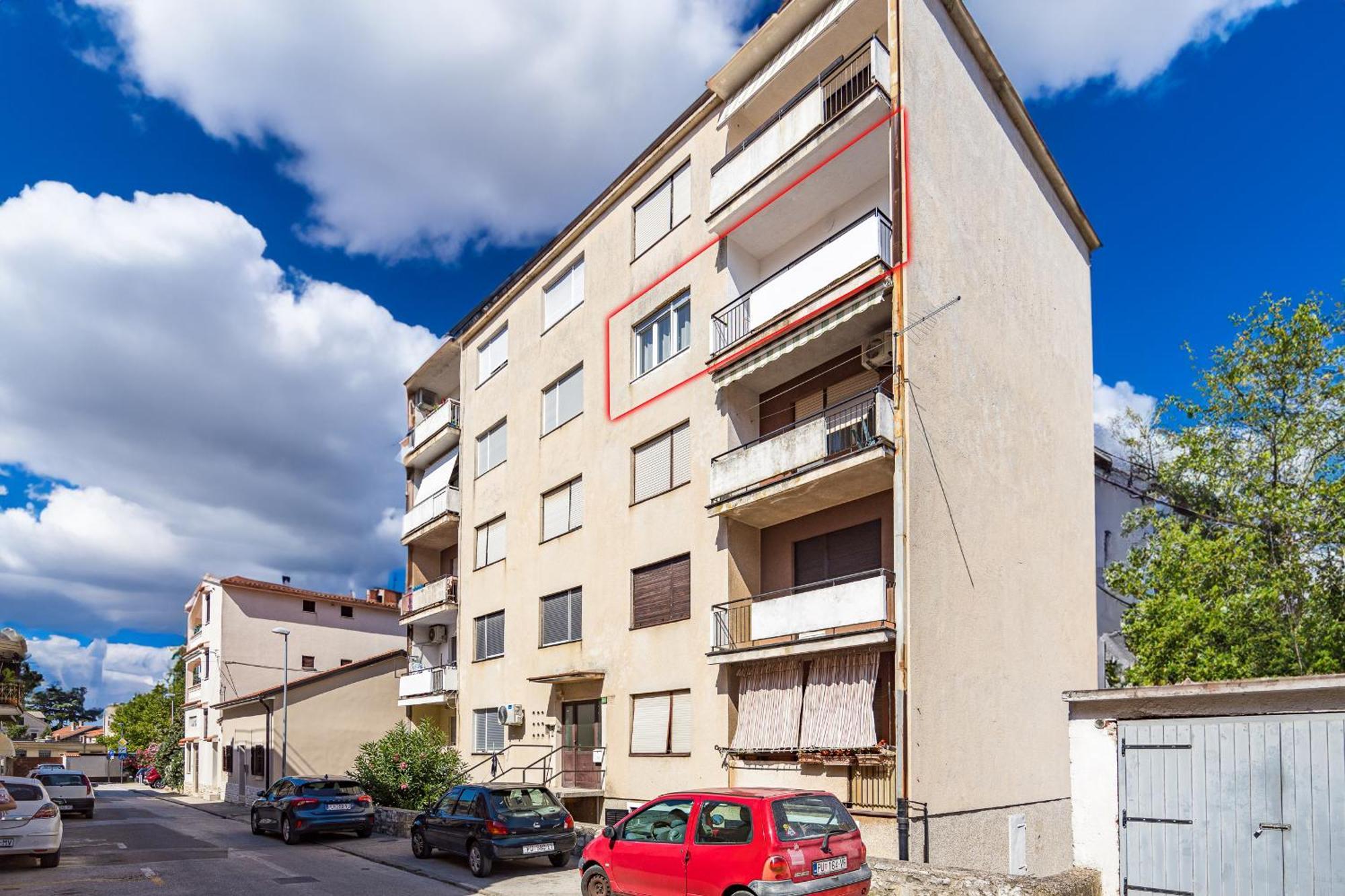 Apartment Jellyfish Pula Exterior photo